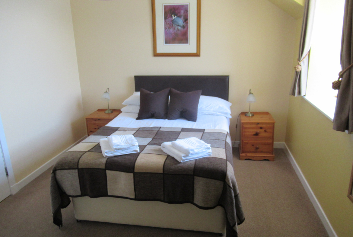 Fabulous Waterside Inn overlooking Loch Linnhe For Sale Buy or Sell a