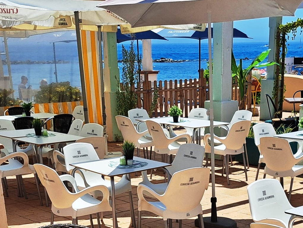21 Beach Bars for Sale from Daltons Business