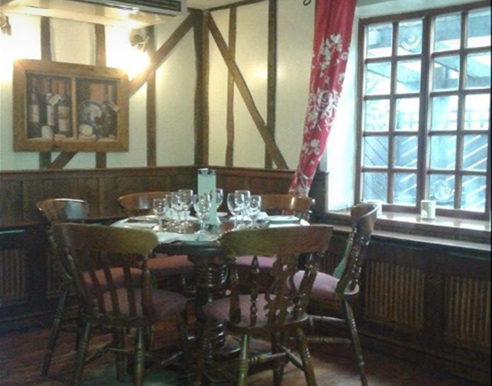IMPRESSIVE FREE OF TIE VILLAGE PUBLIC HOUSE & RESTAURANT IN ...