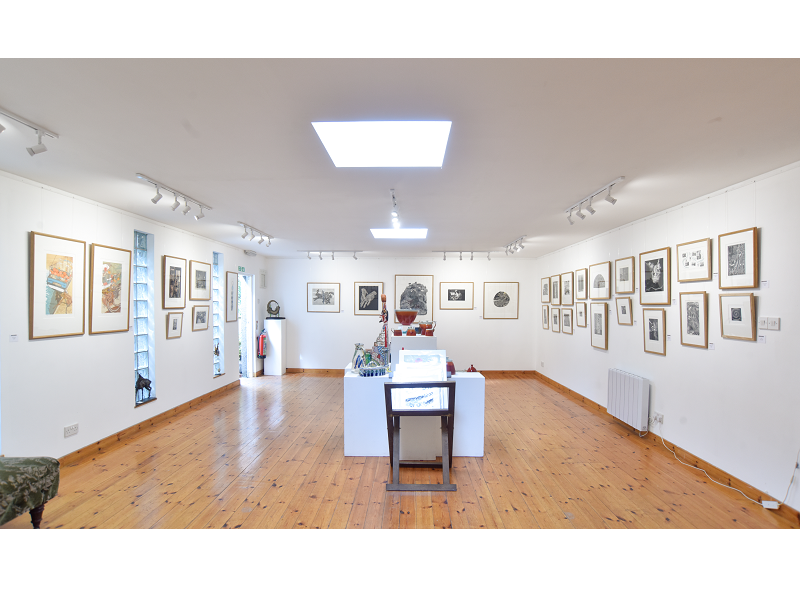 Extremely Well Established Family Owned Art Gallery Business For Sale