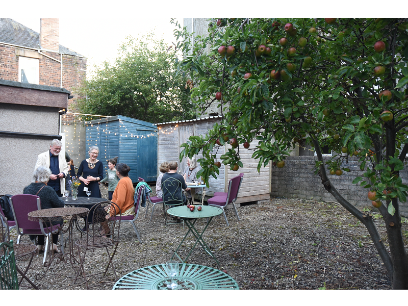 Extremely Well Established Family Owned Art Gallery Business For Sale