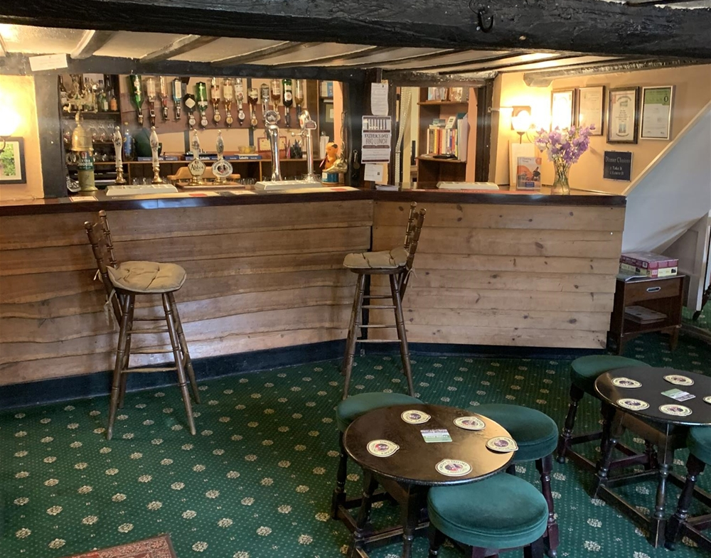 STUNNING FREEHOLD VILLAGE PUBLIC HOUSE & RESTAURANT NEAR HUNTINGDON ...