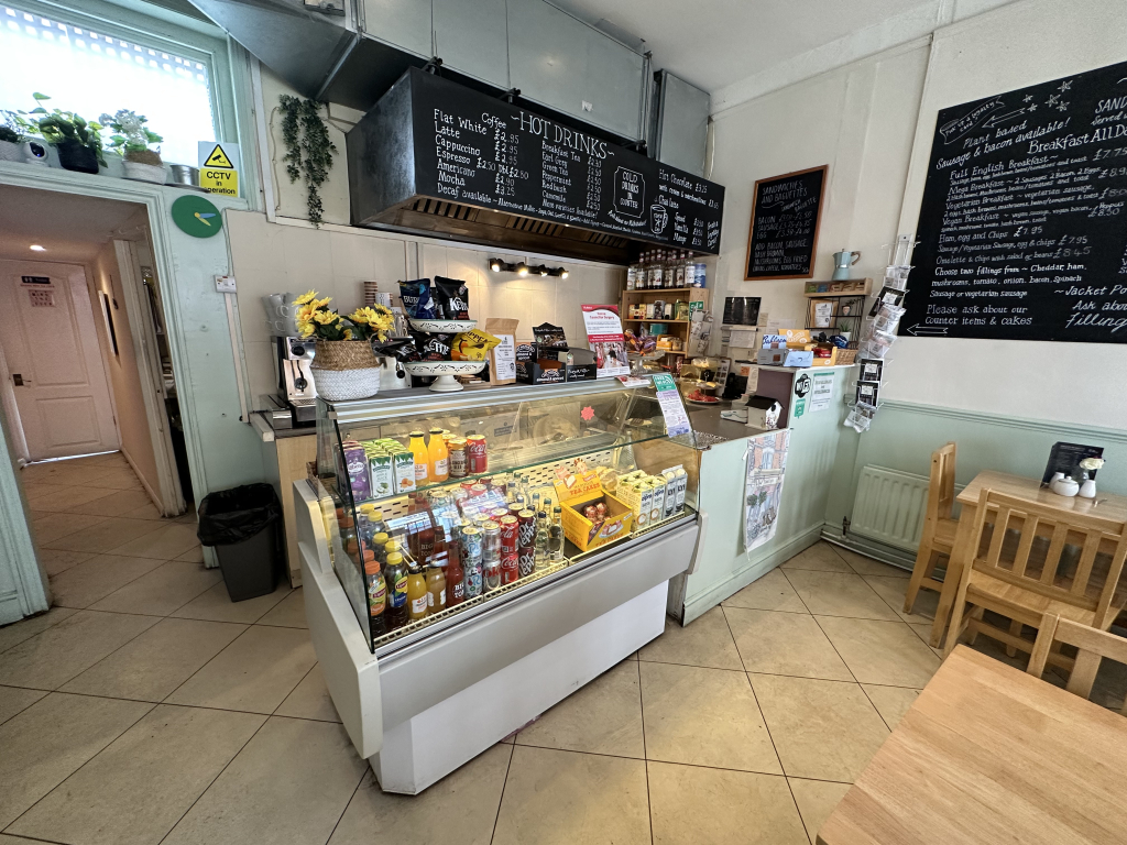 Extremely Well Established Family Owned Art Gallery Business For Sale