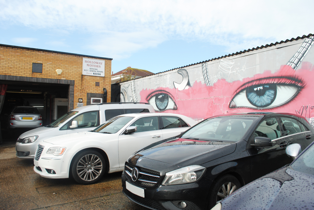 HOLLOWAY MOTORS SERVICING AND REPAIRS. Buy or Sell a UK Business with