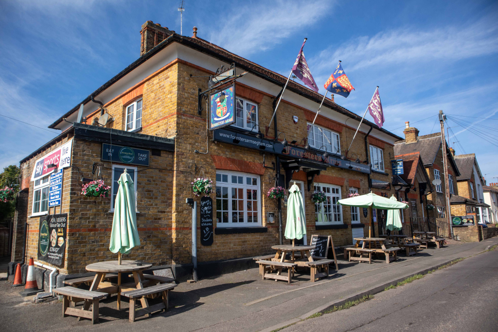 SURREY WETLED PUB IN RESIDENTIAL AREA Buy or Sell a UK Business
