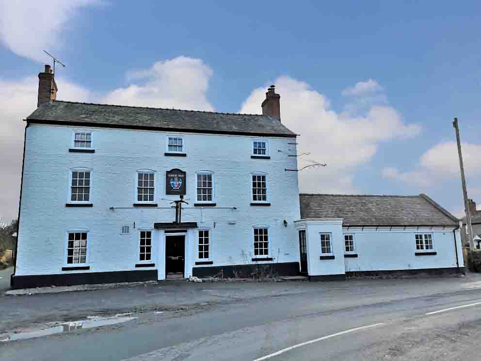 HERBERT ARMS, CHIRBURY, SHROPSHIRE RECENTLY REFURBISHED PUBLIC HOUSE