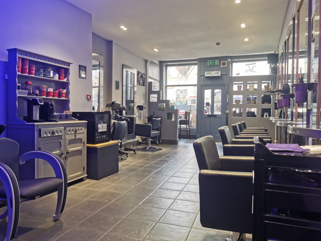 For Sale This Incredible Freehold Property in the Centre of Beautiful