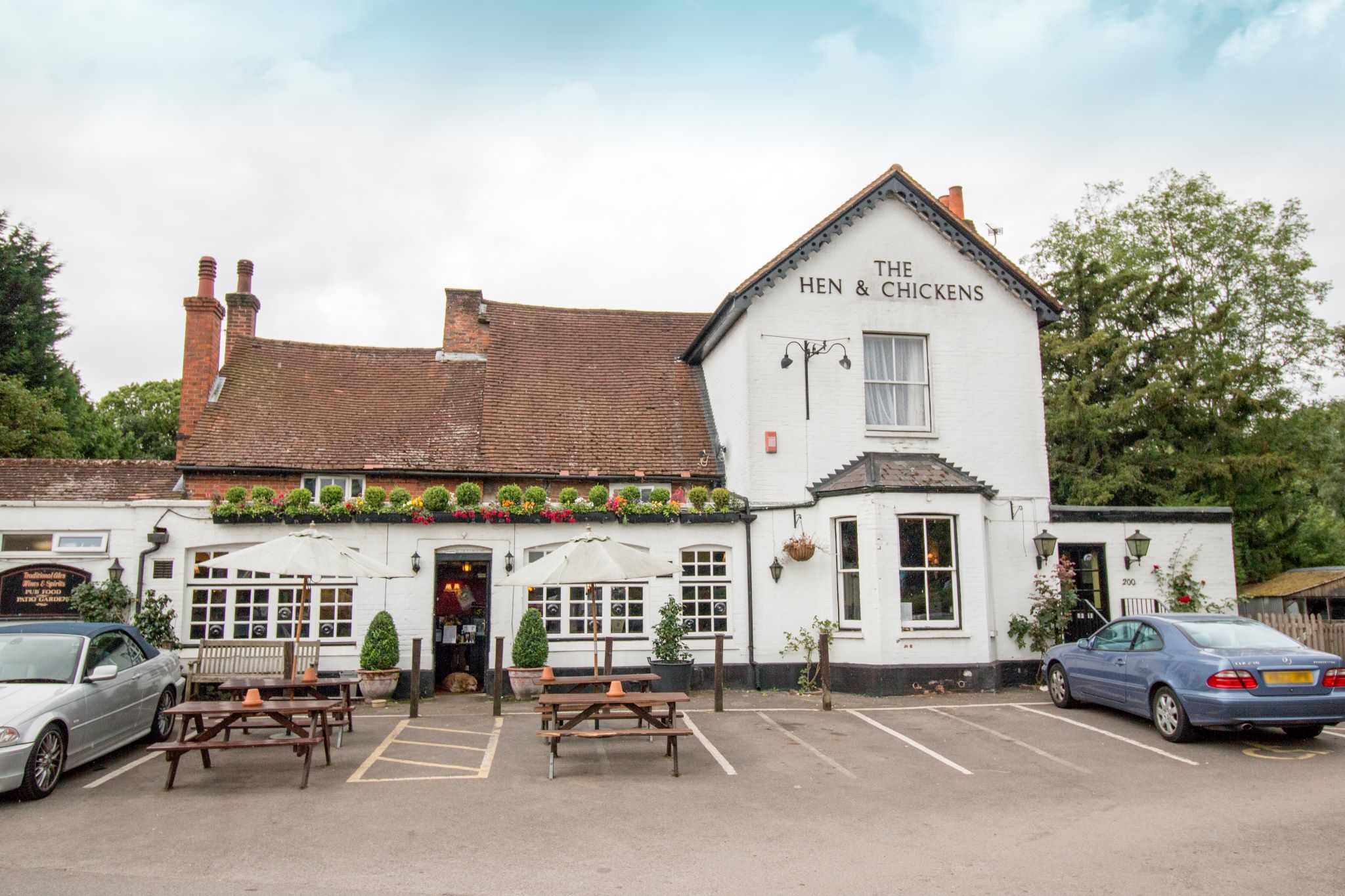 HEN AND CHICKENS- PUB TENANCY AVAILABLE - Buy or Sell a UK Business ...