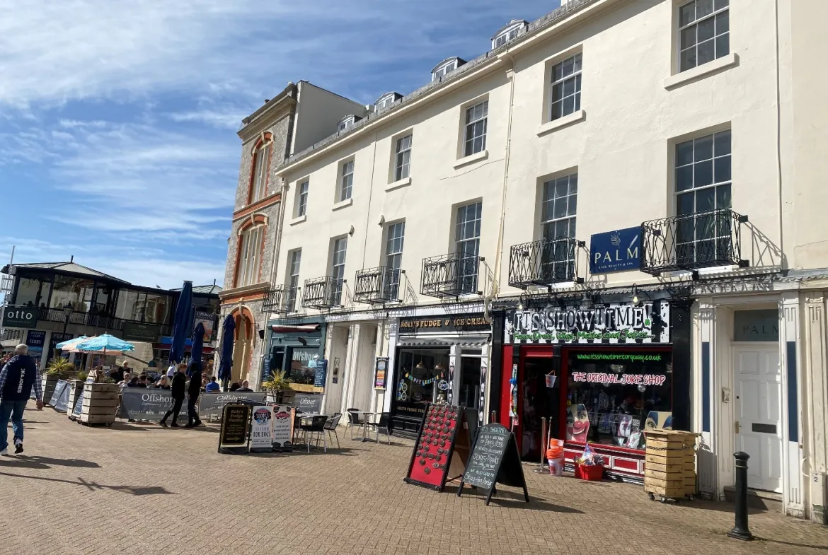 vape shop pinner Established Joke Shop - Torquay