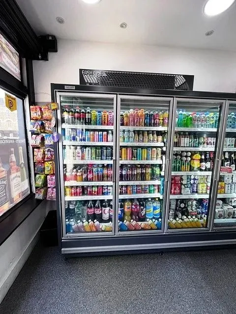 elfbar nachfüll pod läuft aus Rare opportunity to buy a thriving mobile phone & vape shop on busy High  Street main image 1