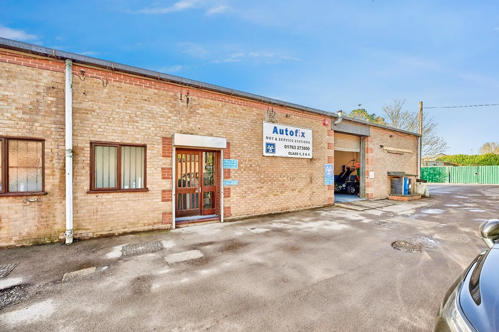 Established MOT Garage - Hertfordshire - Buy or Sell a UK Business with Daltons Business