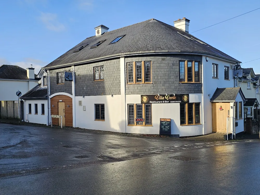 Stunning & High Quality Free Of Tie East Devon Village Pub/Restaurant ...