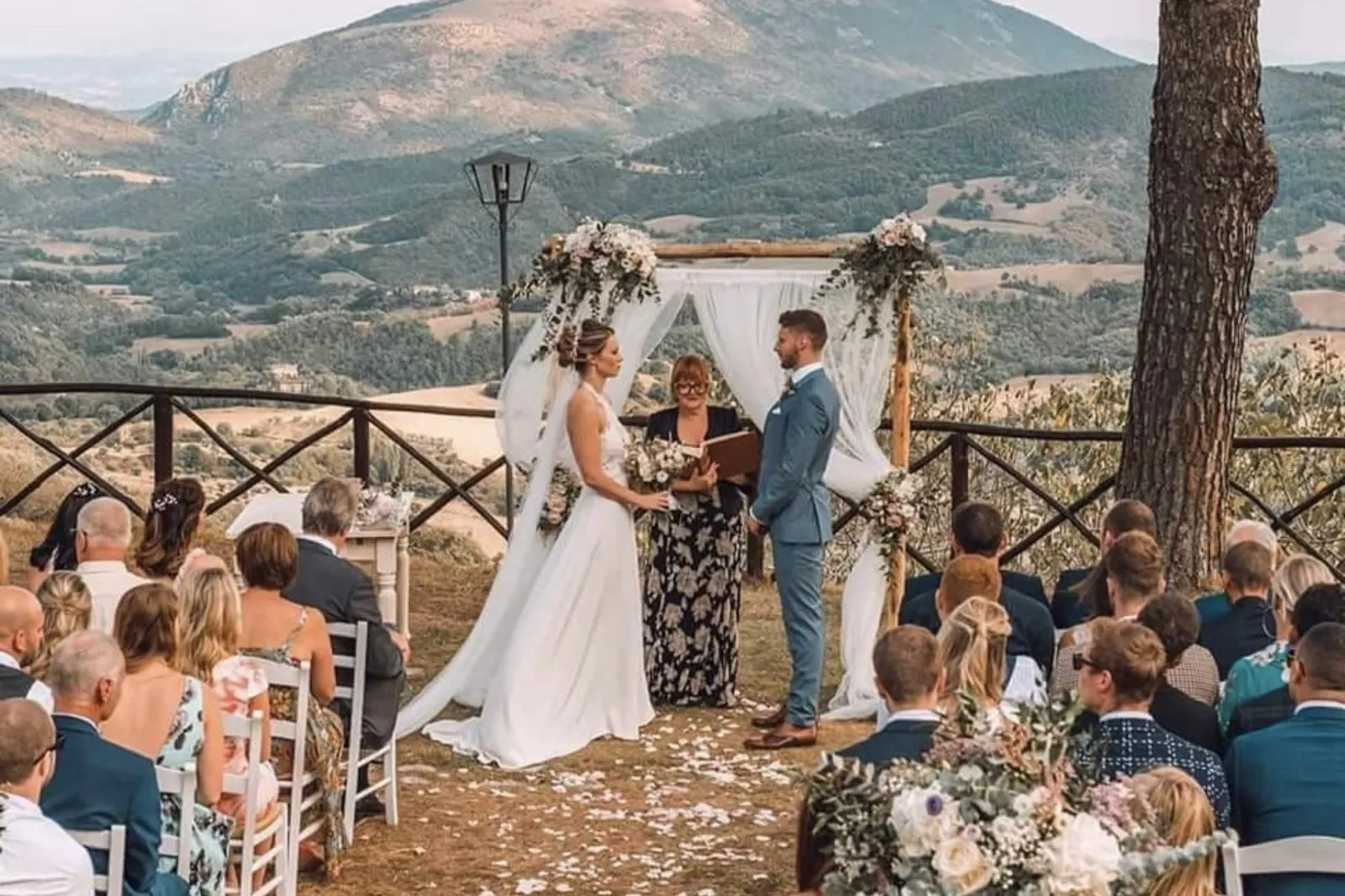 Established Destination Wedding Planners - Buy or Sell a UK Business with Daltons Business